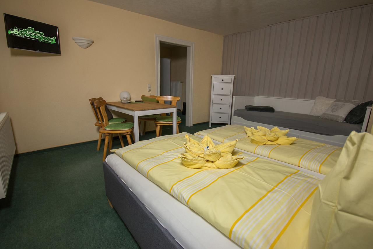 Pension Immergruen Kurort Jonsdorf Exterior foto